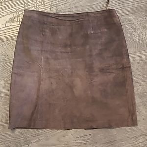 Ailes suede skirt woman's size 8